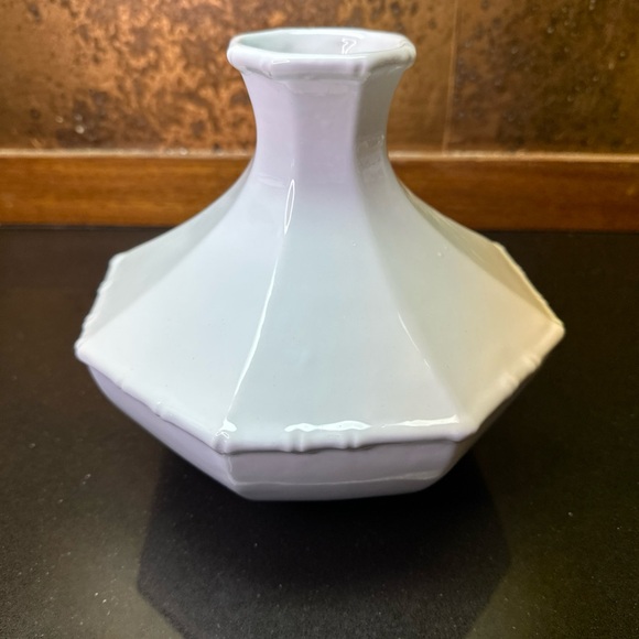 Jonathon Adler HAPPY CHIC White 8-Sided Chinoiserie Vase Contemporary Classic - Picture 2 of 8